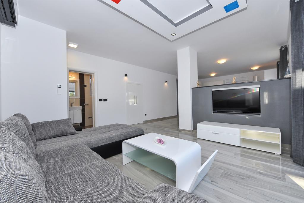 Villa Lily Privlaka  Bagian luar foto