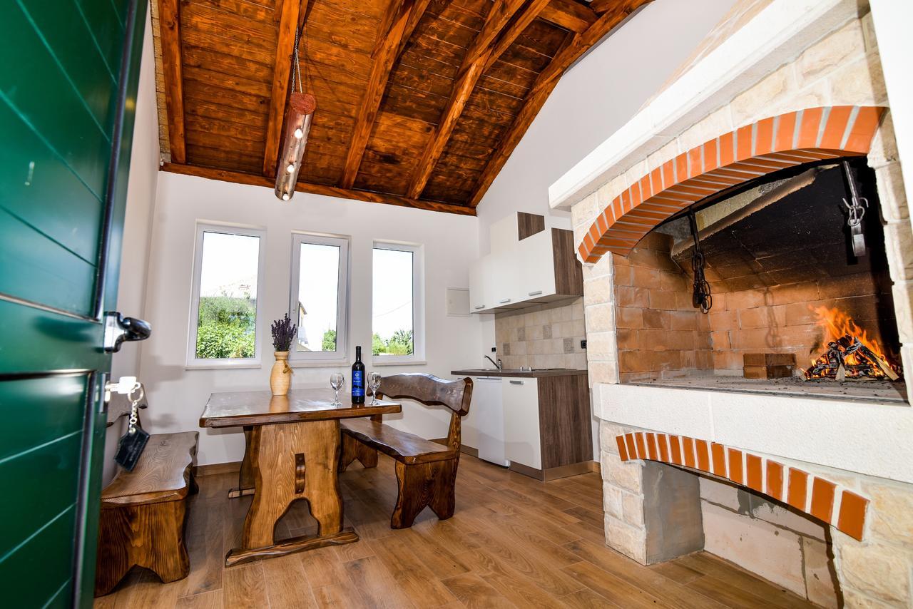 Villa Lily Privlaka  Bagian luar foto